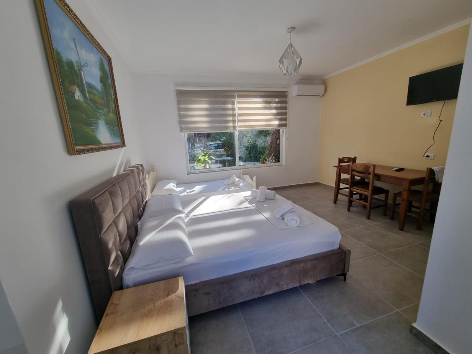 Dhoma Plazhi Agimi * Vlorë